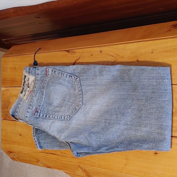 🌸Host Pick🌸Men's True Religion Distressed Light Wash Slim Straight Leg Jeans - Picture 1 of 15